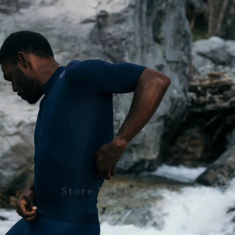 Men Cycling Jersey High Quality Pro Breathable Bicycle Clothes Mallot Ciclismo Hombre MTB Road ultraviolet-proof Bike Jersey